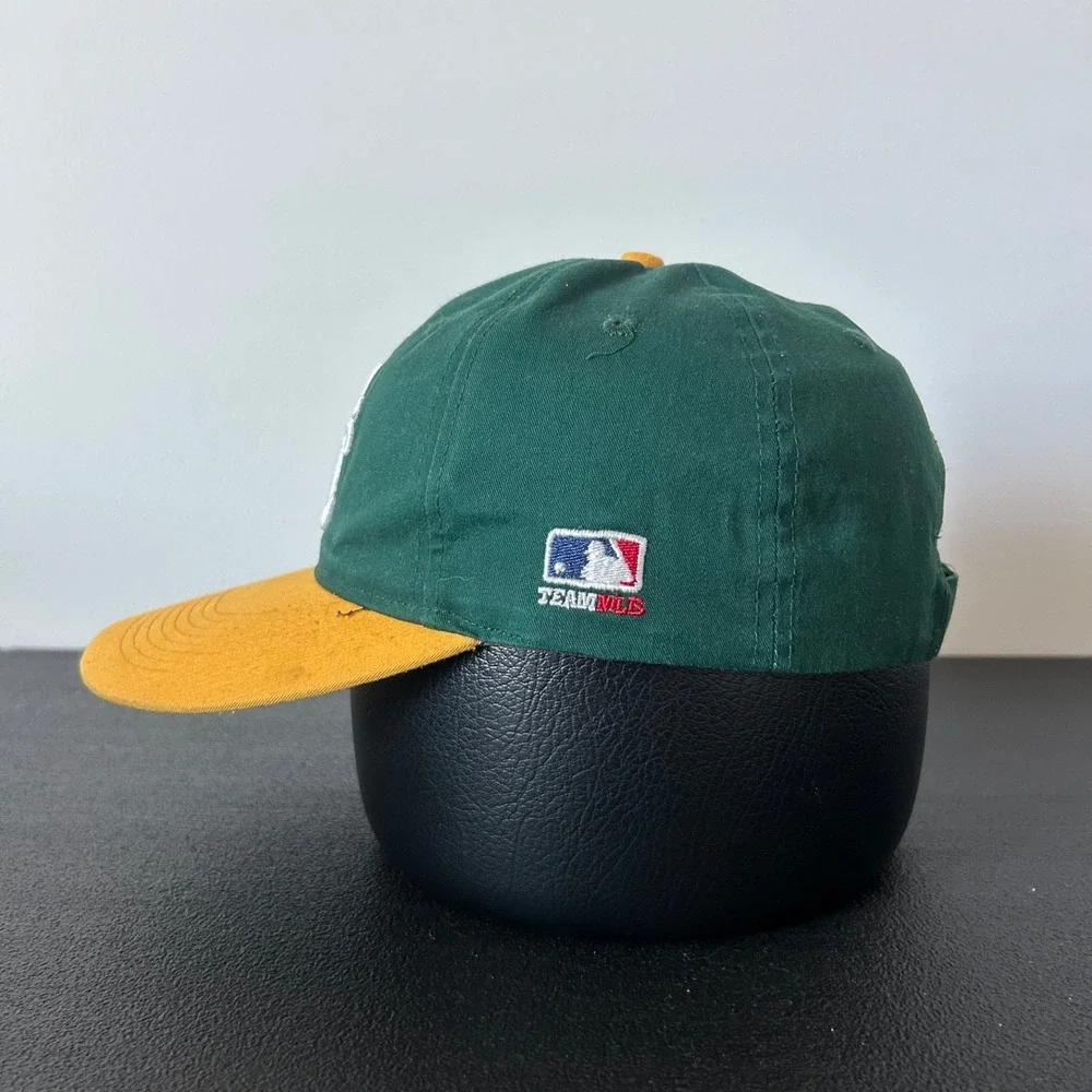 Vintage‎ Oakland Athletics Hat Cap Strap Back Adjustable Green Yellow MLB A's
